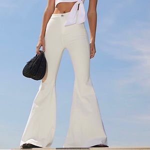 Free People Just Float on It Bell Bottom Jeans size 28